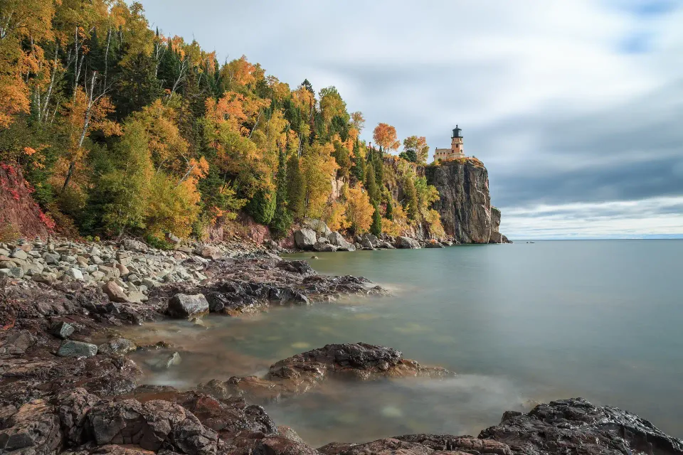 Küste am Lake Superior in Minnesota