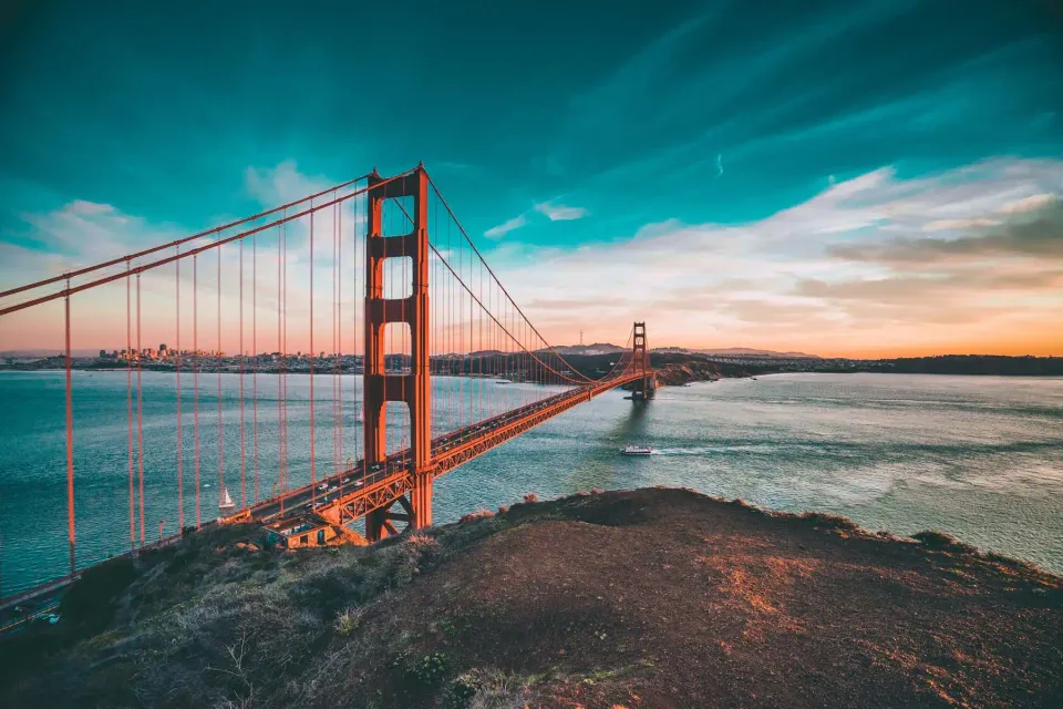 Golden Gate Bridge in San Francisco als Symbol für eine Kalifornien-Reise