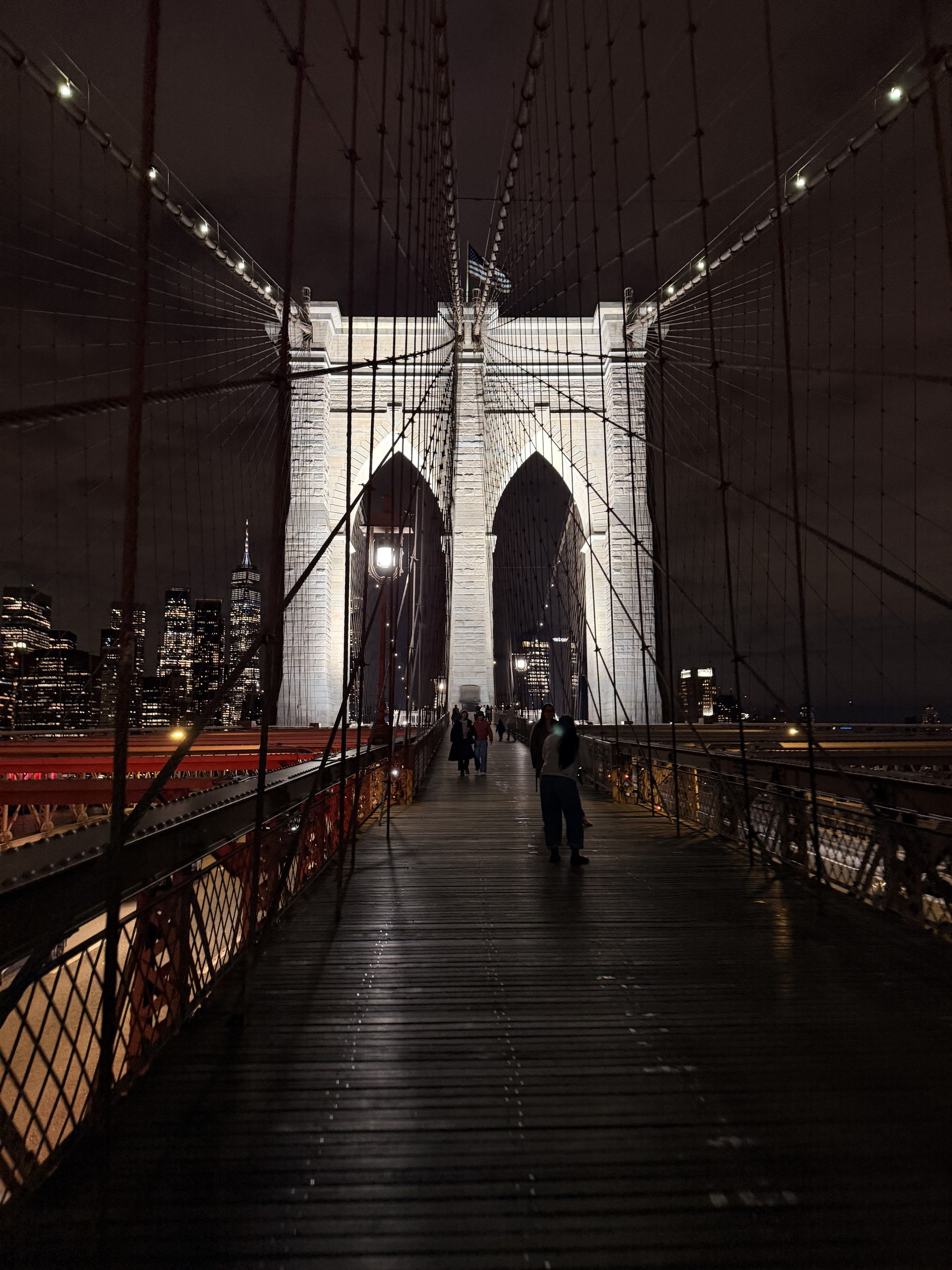 brooklyn bridge bei nacht