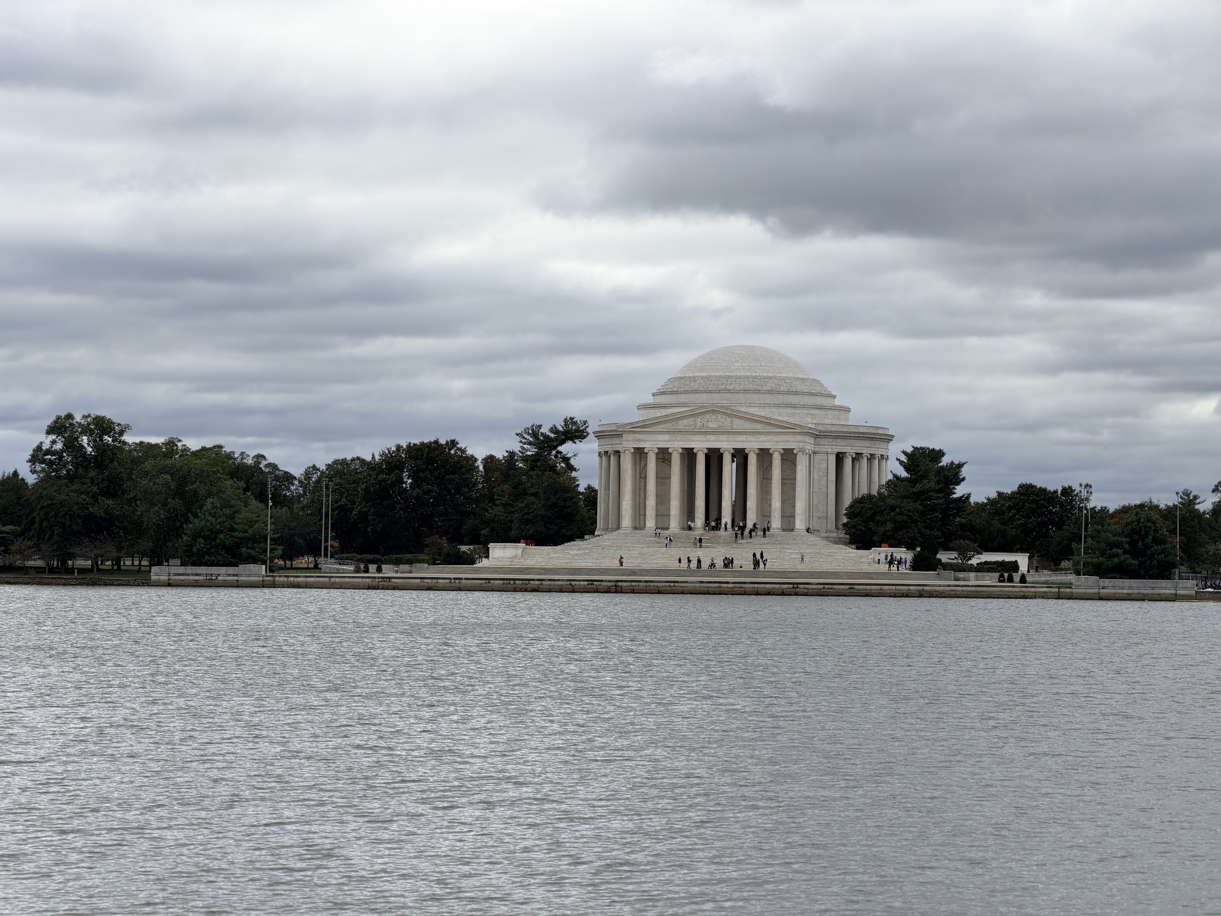 jefferson memorial tidal basin