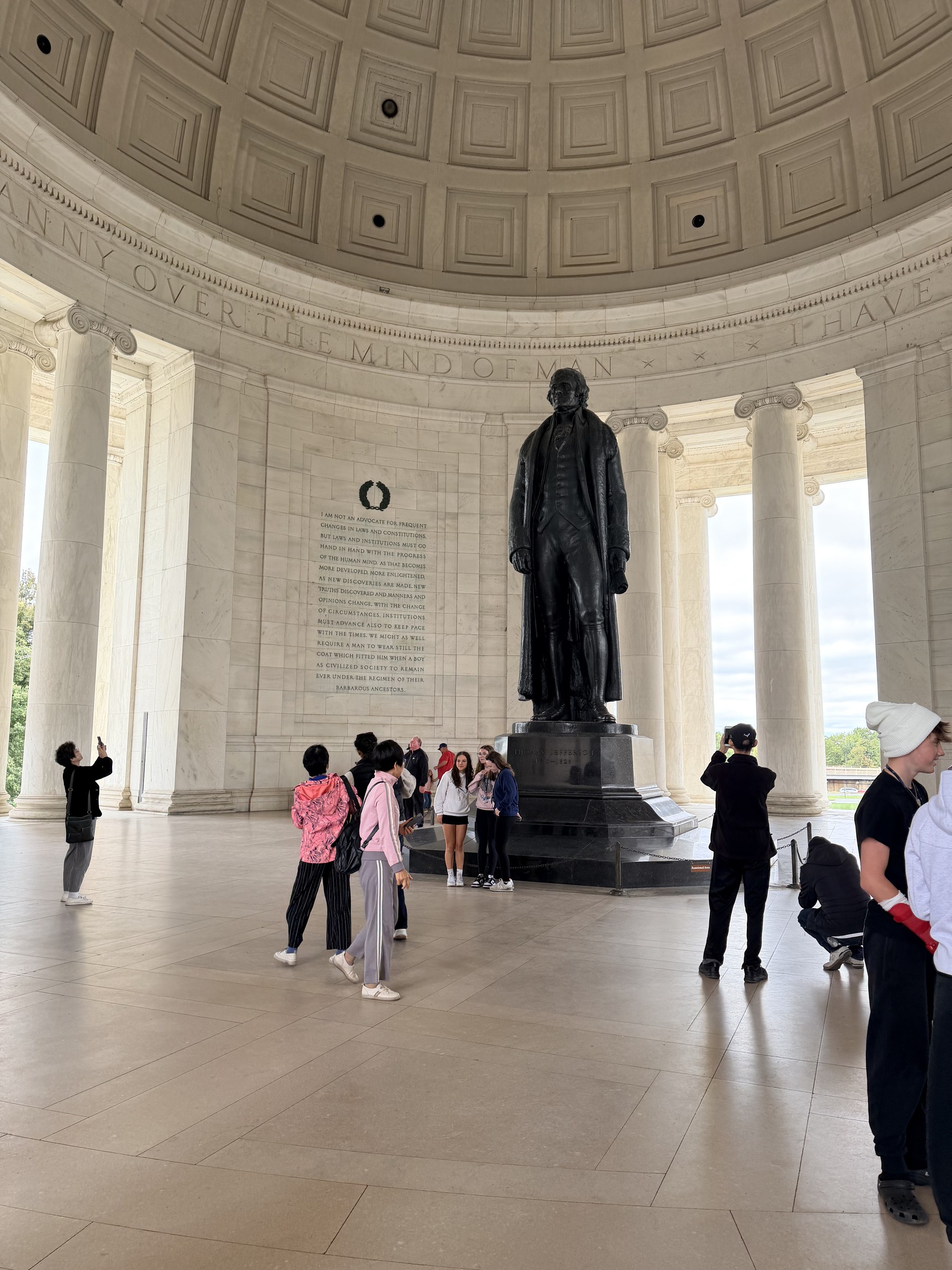 jefferson memorial innen
