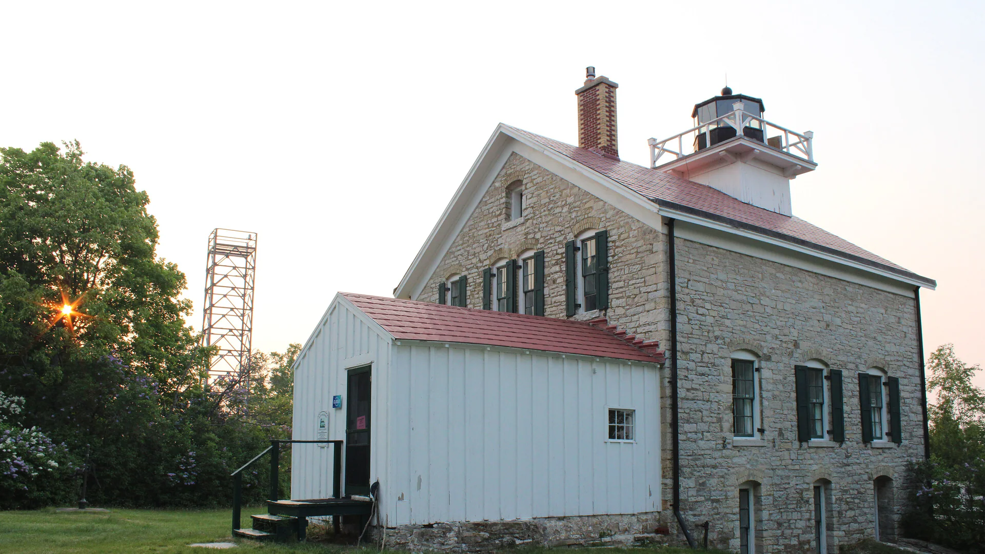 Historisches Pottawatomie Lighthouse im Rock Island State Park in Wisconsin