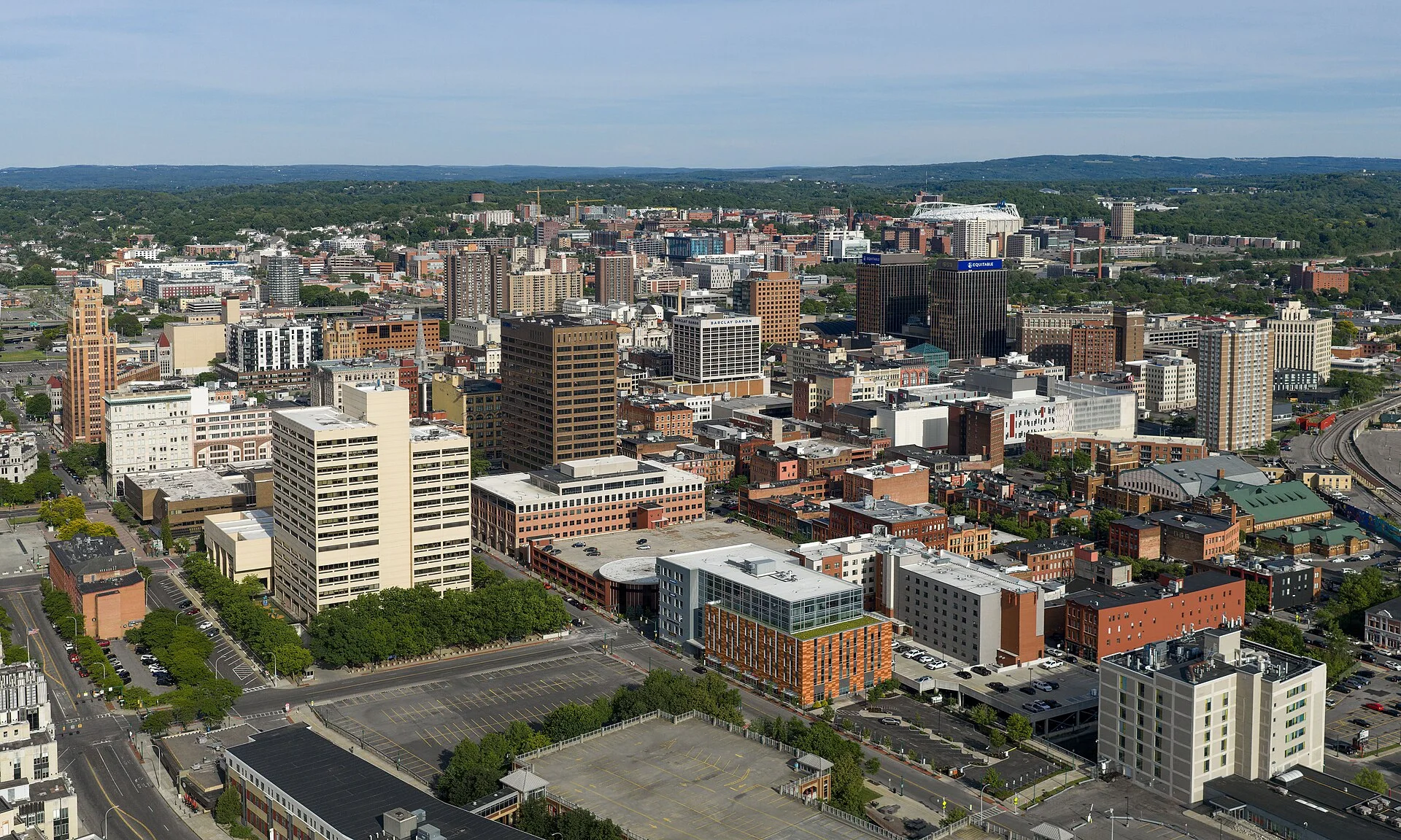 Skyline of downtown Syracuse, New York. With a metro-population of 662,057, it's the 5th-most populated city in New York state.